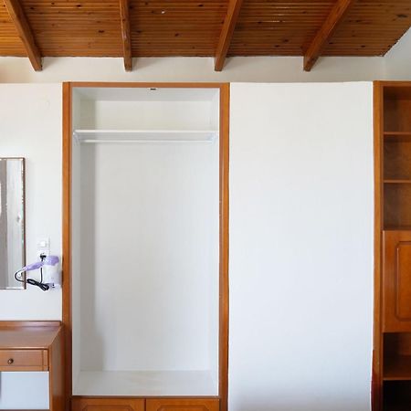 Cozy Corner Vs Beachfront สตาโลส ภายนอก รูปภาพ