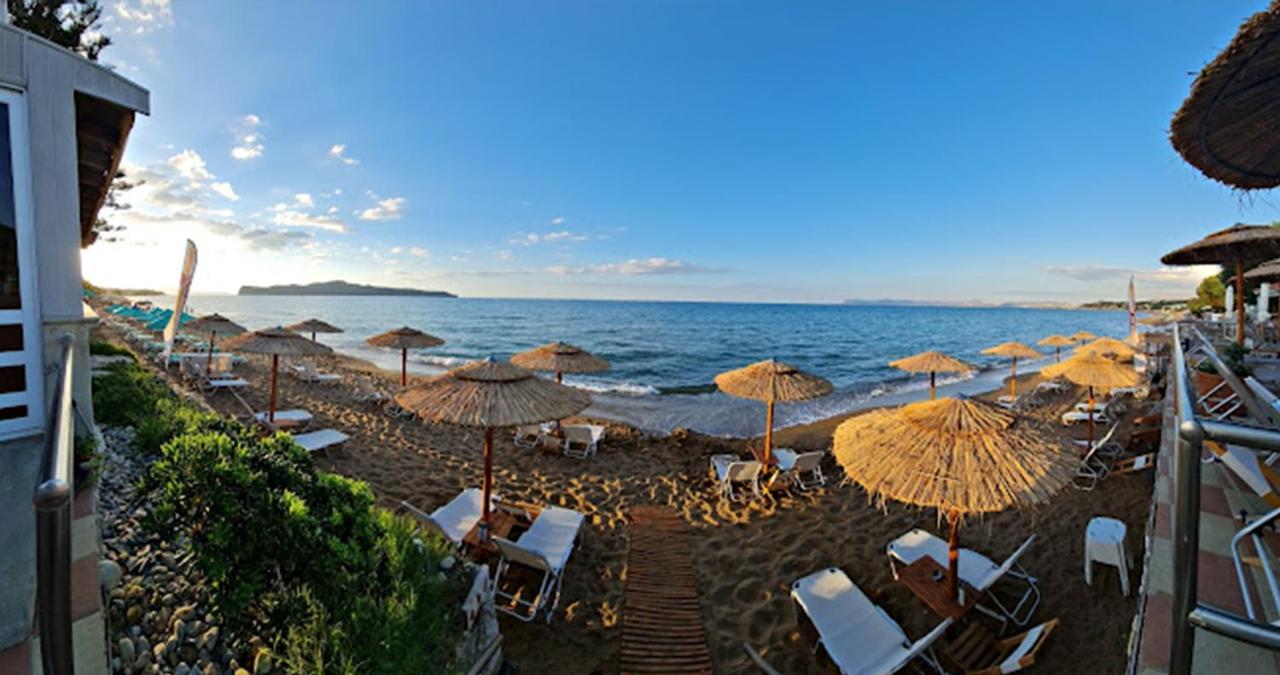 Cozy Corner Vs Beachfront สตาโลส ภายนอก รูปภาพ